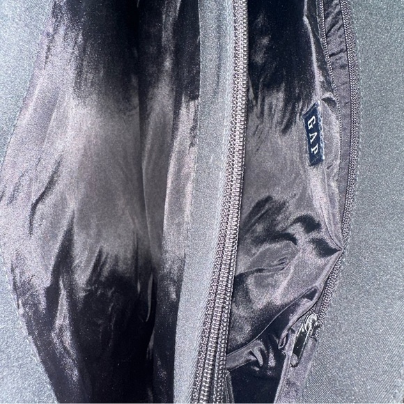 GAP Black Tote Bag Minimalist Design - Picture 6 of 6